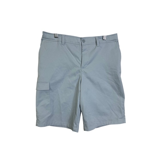 Under Armour Youth Gray Cargo Shorts Boys Adjustable Waist Activewear - Picture 1 of 9